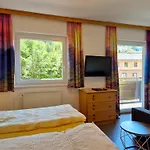 Alpenpension Gastein Гостевой дом